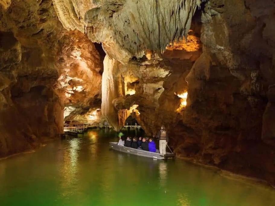 Vakantiehuis La Poire, Op Landgoed Aan De Dordogne Prudhomat Buitenkant foto