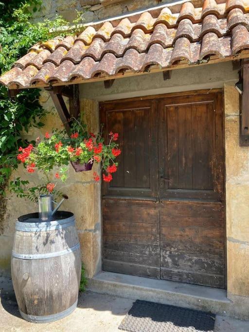 Vakantiehuis La Poire, Op Landgoed Aan De Dordogne Prudhomat Buitenkant foto